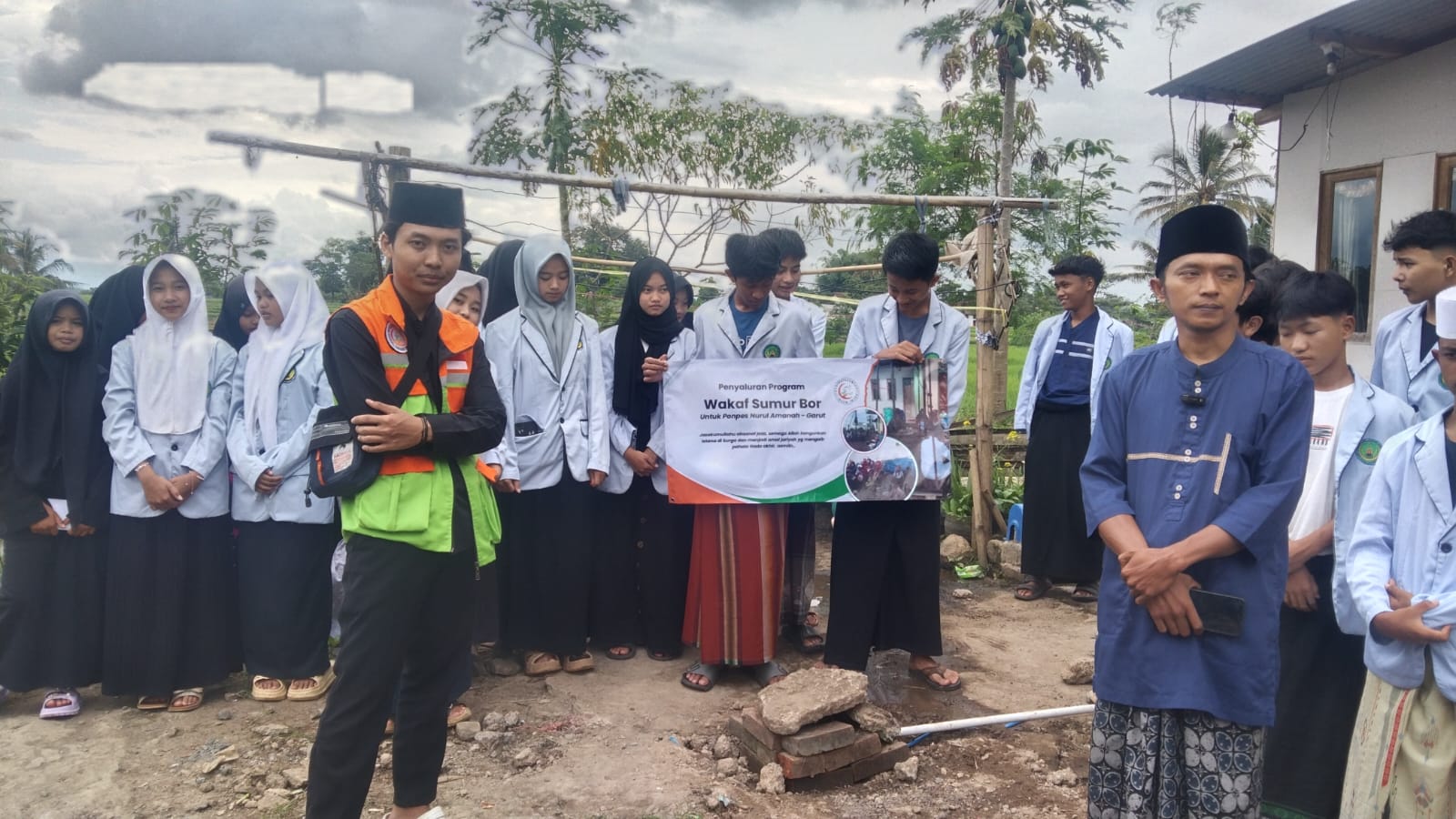 penyaluran wakaf sumur bor